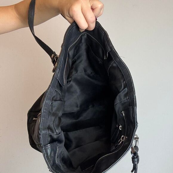 Coach Vintage y2k black leather tote bag with silver hardware - Picture 6 of 7